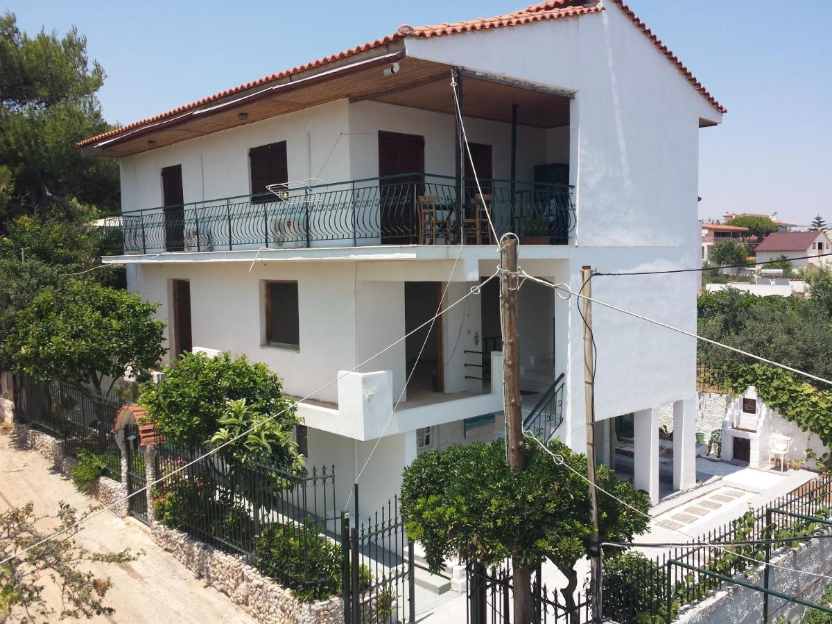 Вілла Smile House Near Athens Airport 300M From The Sea Артеміда Екстер'єр фото