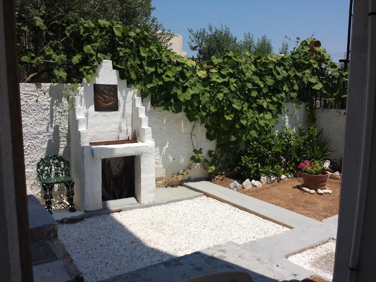 Вілла Smile House Near Athens Airport 300M From The Sea Артеміда Екстер'єр фото