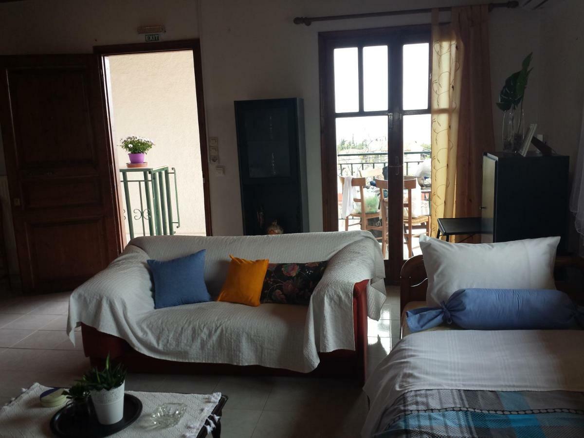 Вілла Smile House Near Athens Airport 300M From The Sea Артеміда Екстер'єр фото